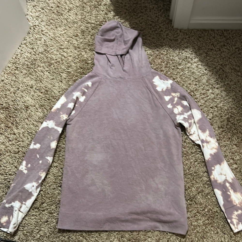 Buckle kids purple/pink tie dye hoodie.